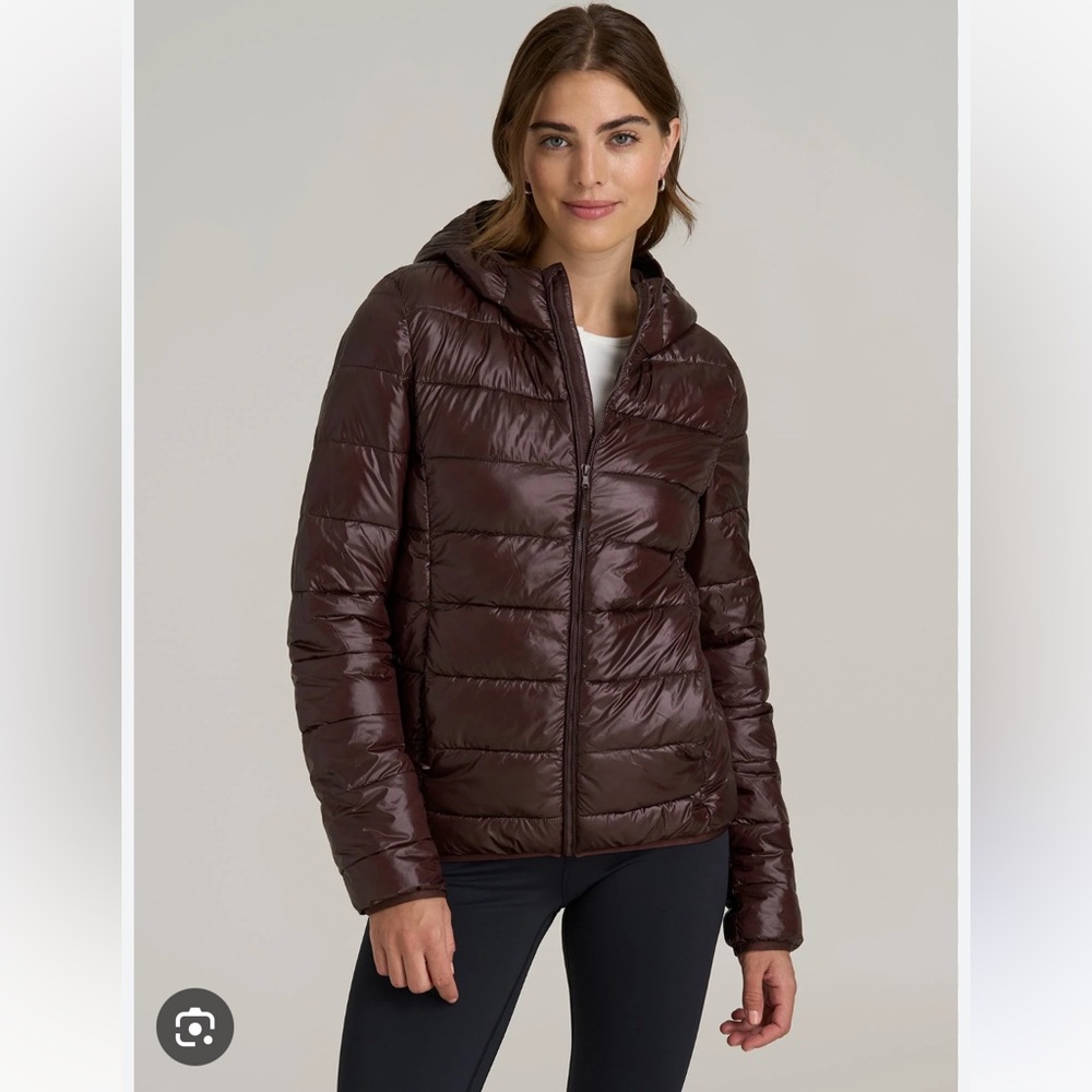American Tall Packable Short Puffer Jacke for Tall Women in Oxblood Large Tall